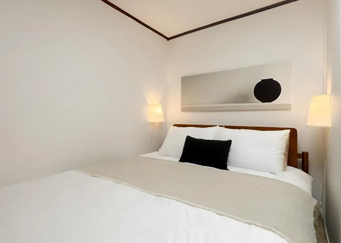 New Open, 9 Min Near Dongdaemun 別墅