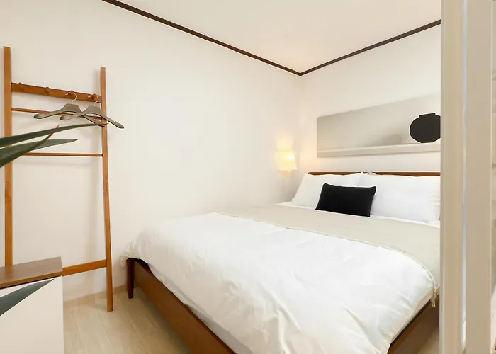 New Open, 9 Min Near Dongdaemun *